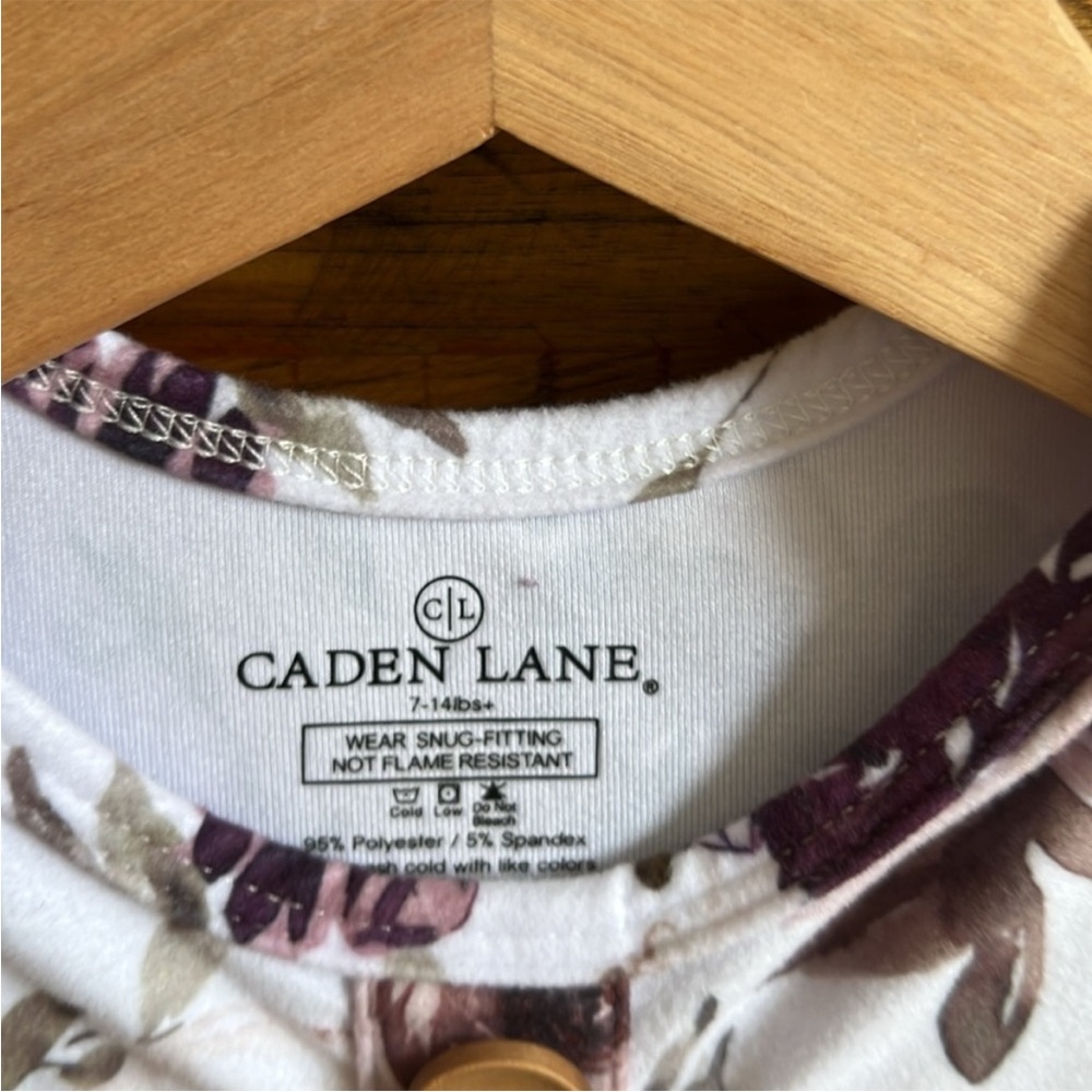 Caden Lane Floral Baby Gown with Matching Hat 7-14lb - Picture 3 of 3